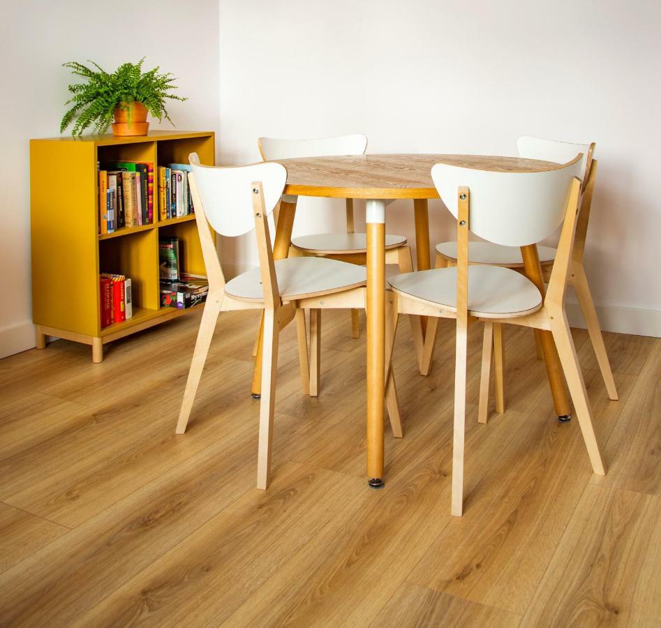 Centrally Located Island Apartment Gdańsk Buitenkant foto